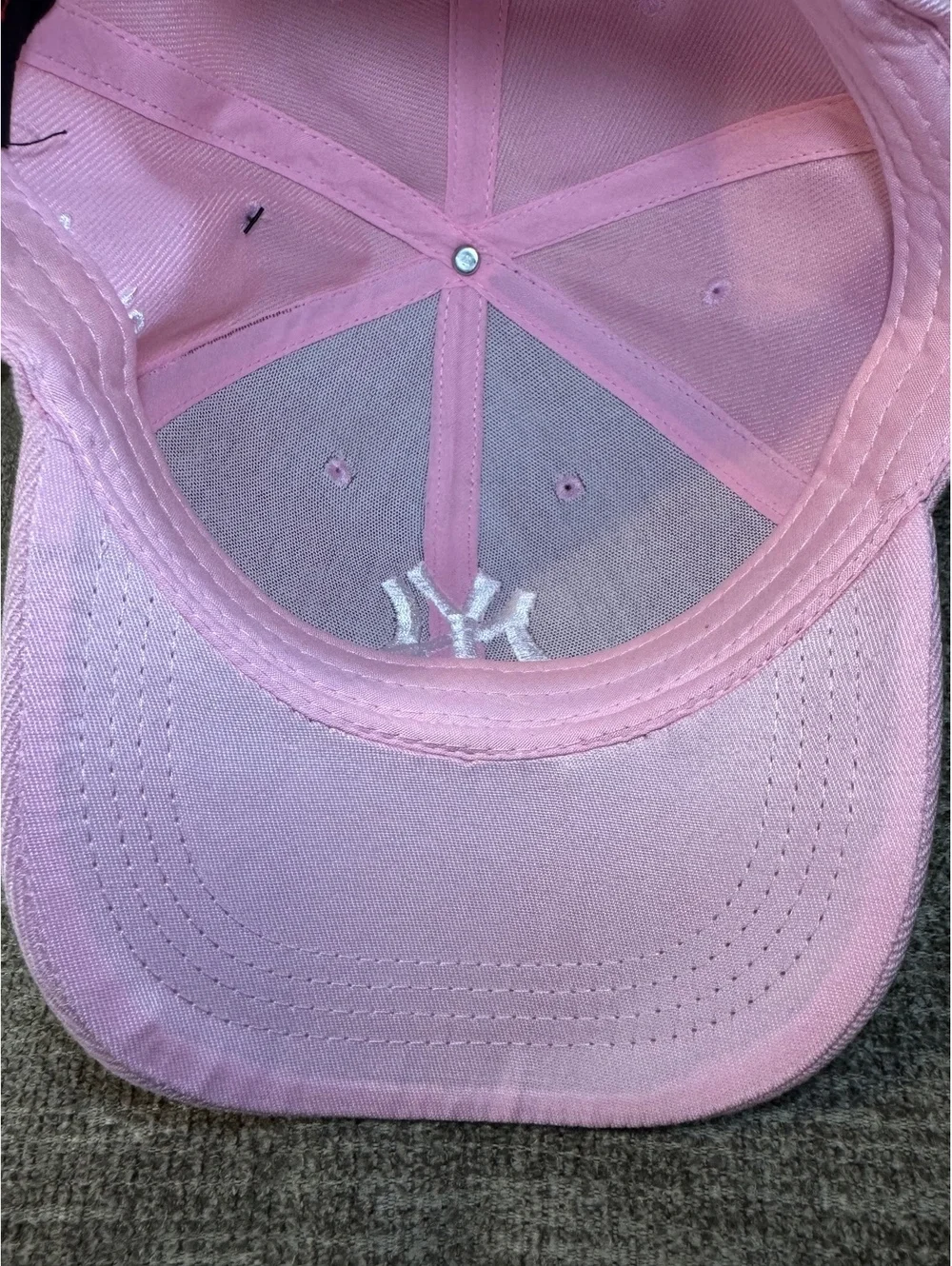 New York Yankees Women’s Pink Adjustable baseball cap